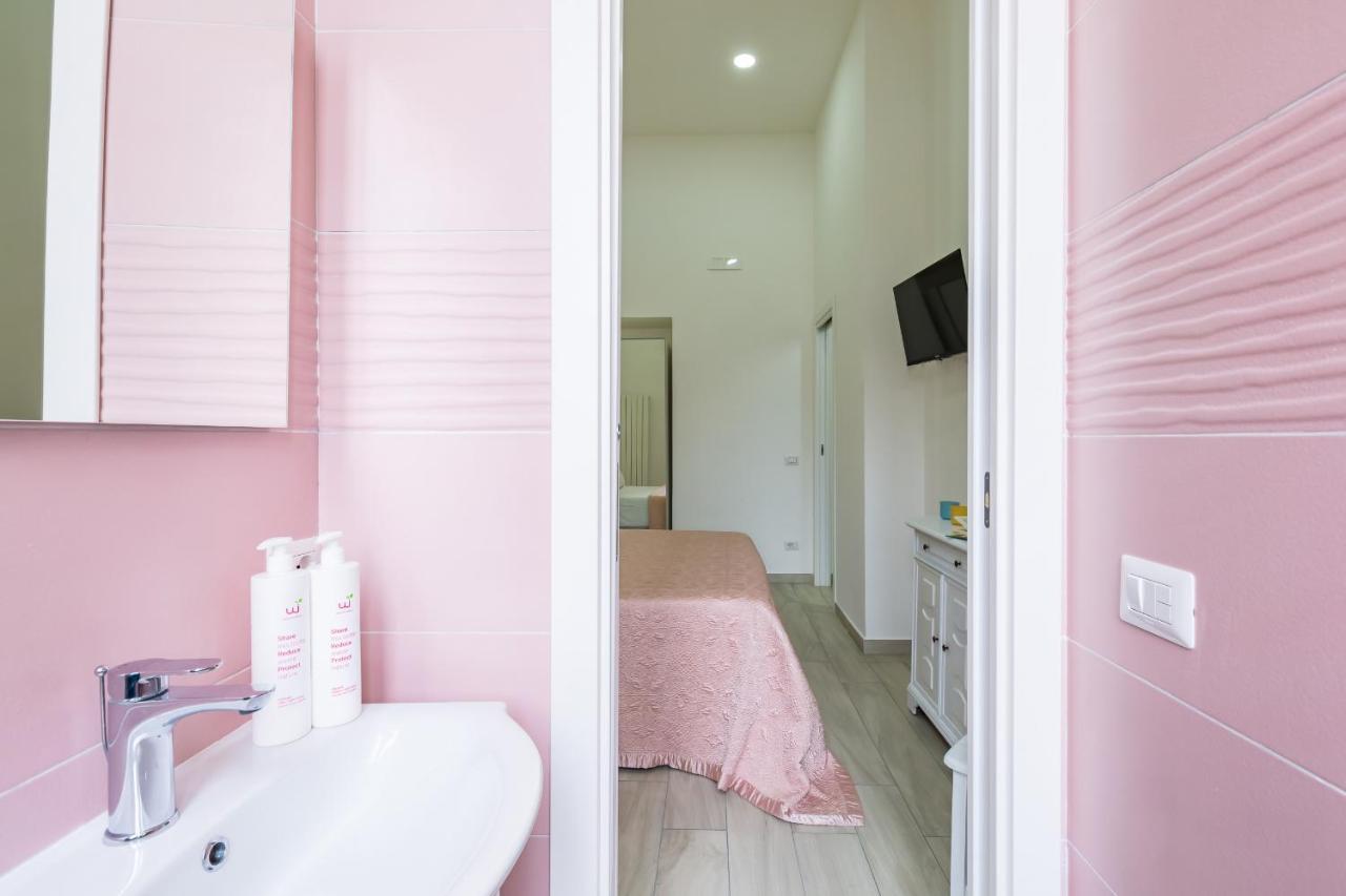Chiara Modern Apartment By Wonderful Italy Nápoles Exterior foto